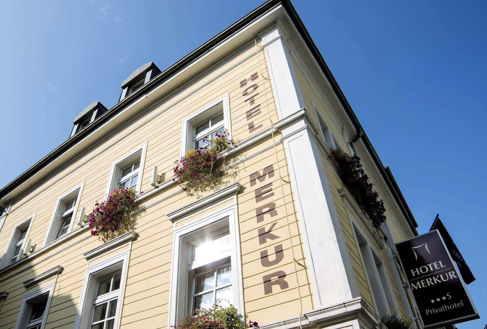 Hotel Merkur - Superior Baden-Baden Bagian luar foto